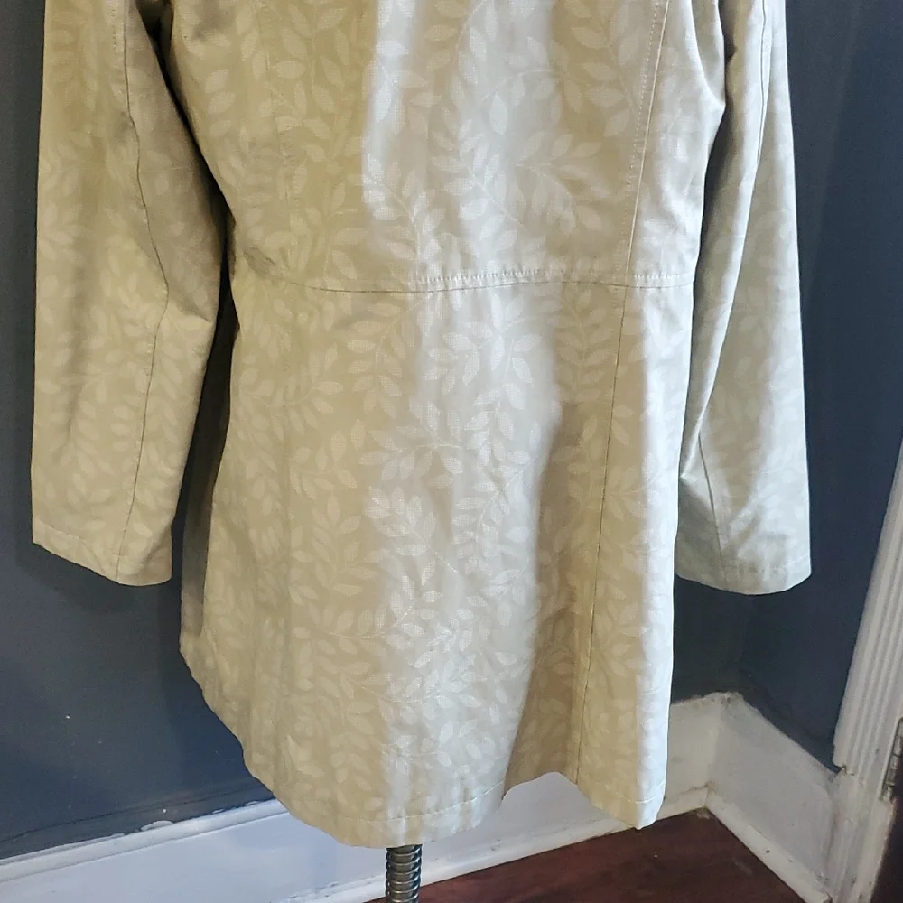 Eddie Bauer Light Tan Trench Coat - Picture 5 of 16